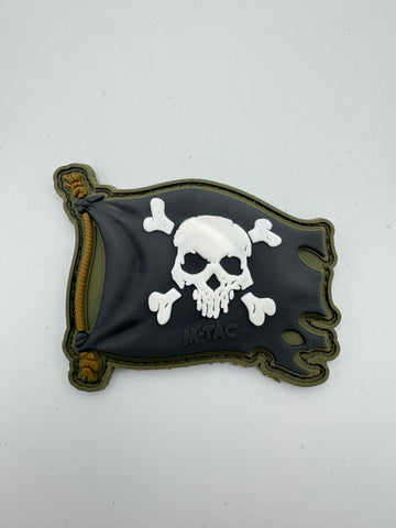 Skull & Crossbones Flag PVC Morale Patch - Tactical Outfitters